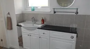 Family guest suite in Cheselbourne - Image 2