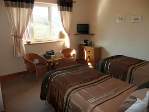 Heulwen Guest House - Image 4