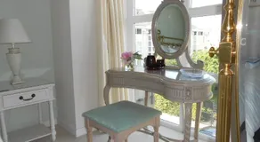 Sunnybank House in North Epsom - Image 3