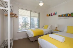 Cottesloe Beach Pines Apartment - Image 5
