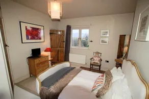 Simon's Cottage - Image 5