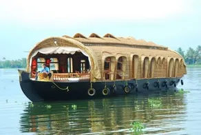 Amrutham Houseboat 2 - Image 4