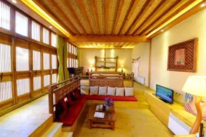 Xin Huifeng Resort Hotel - Image 2