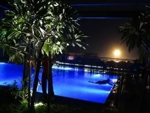 Club Marina - Image 3