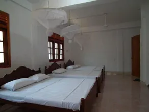 Rathnamali Pilgrims Rest Guest House - Image 2