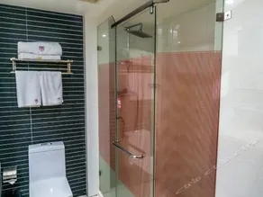 Seven Economical Hotel - Image 5