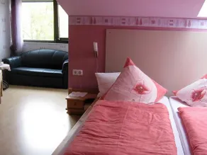 Hotel Weinhaus Schneider - Image 3