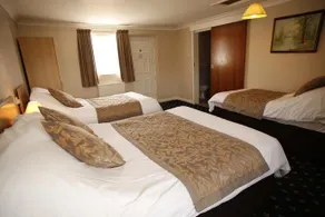 Parkhouse Motel - Image 5