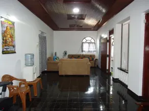 Queen Bee Guest House - Image 3