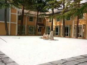 ZEN HOTEL - Image 2