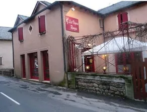 Hôtel Les Vignes Rouges - Image 1