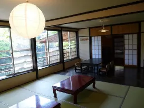 INA Riverside Guesthouse - Image 3