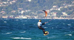 Le Club Des Cigales - Image 3