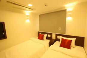 Running Man Hostel - Image 5