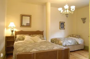 Jade Blue Bed And Breakfast - Image 2