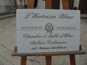 L'Hortensia Blanc - Image 2