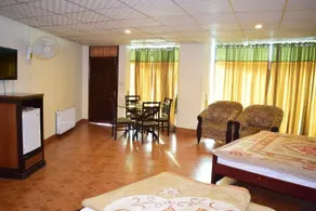 Move N Pick Hotel Murree - Image 4