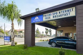 Americas Best Value Inn Delano - Image 3