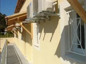 Beach Hotel - Image 2