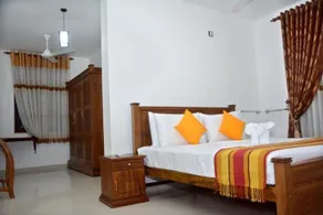 Belmont Villa - Image 4