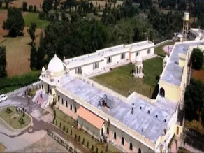 Raj Mahal The Place - Image 4