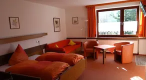 Bauer - Image 3