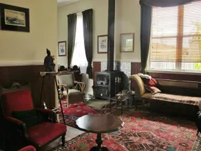 Camperdown Accommodation: Edwardia short-stay - Image 2
