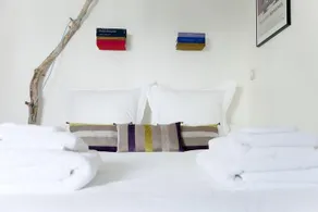 Le Canapé Bleu - Image 5