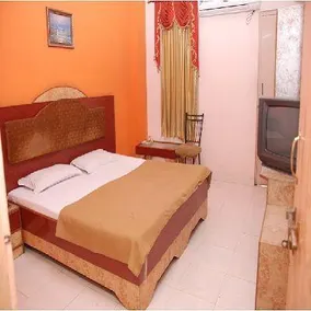 OYO 24204 Nav Bharath Residency - Image 3