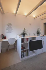 Haus-Amici - Image 1