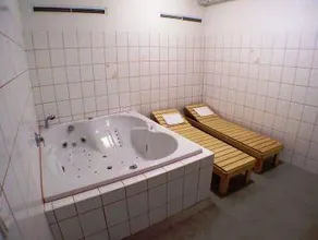 Hesperia Hotel - Image 4