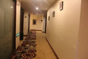 Ripple Hotel - Image 2