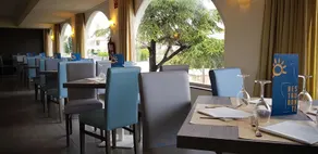 Ohtels San Salvador - Image 4