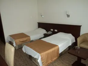 Izethan Hotel - Image 5