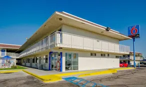 Motel 6 Denver-Thornton - Image 4