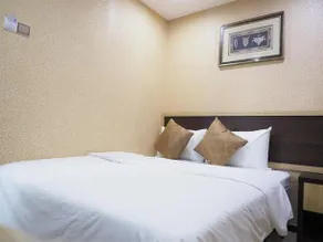 Hotel Dragon House - Image 4