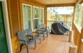 95gs - Hot Tub - Wifi - Pets Ok - Sleeps 4 2 Bedroom Home by RedAwning - Image 2