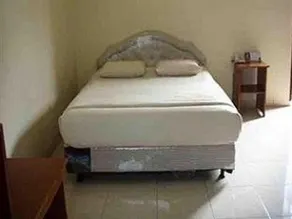 Hotel Wisata - Image 4