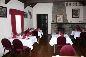 The Rising Sun Guesthouse Bar & Restaurant - Image 4