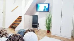 New Astoria Apartment - Image 3