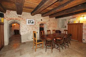 Red Roofs Hostel - Image 4