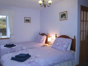 Summer Cottage - Image 5