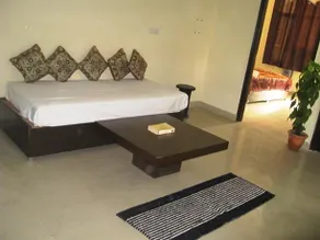 Hotel Royal Residency - Image 4