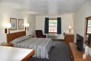 Elkins Economy Inn - Image 1