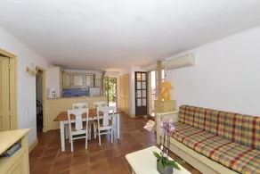 Les Lauriers Roses - Image 3