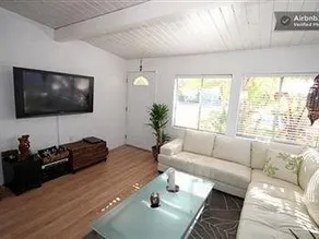 Cozy Bed & Breakfast - Image 2