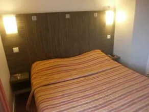 Fasthotel Toulon - Image 3