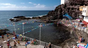 Fronton Whale Apartamentos - Image 3