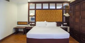 Holiday Hotel Kochi - Image 3