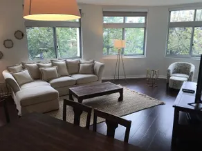 Wilshire Suites 405 - Image 2